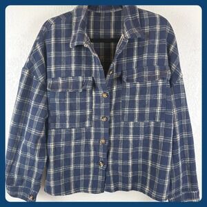 Boxy Plaid Flannel Shacket‎ Cozy Oversized Button Up Jacket Navy